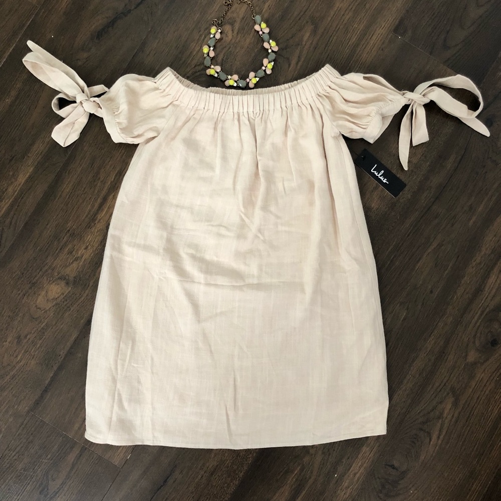 Lulus Dress NWT